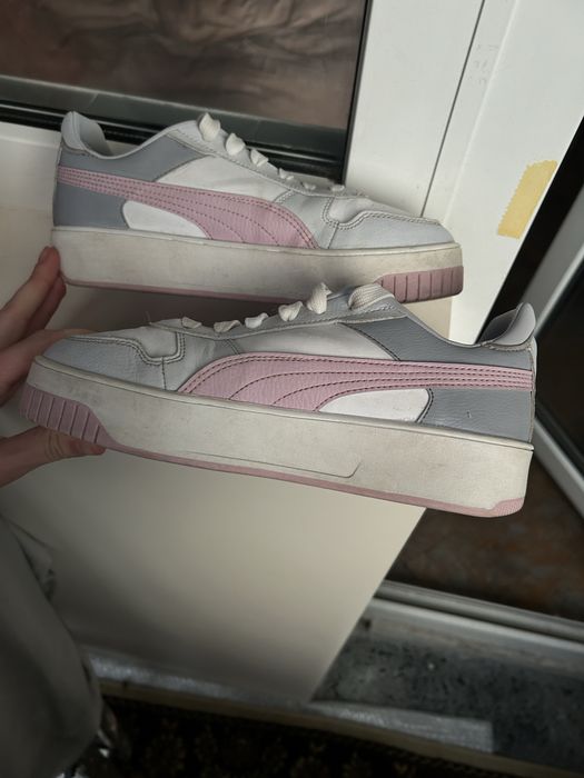 Дамски маратонки Puma Carina