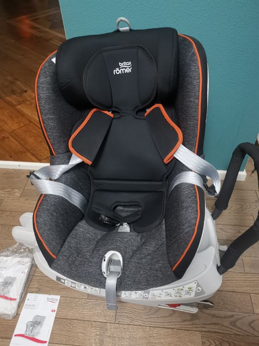 Scaun auto Britax Romer Dual Fix grupa 0-18 kg