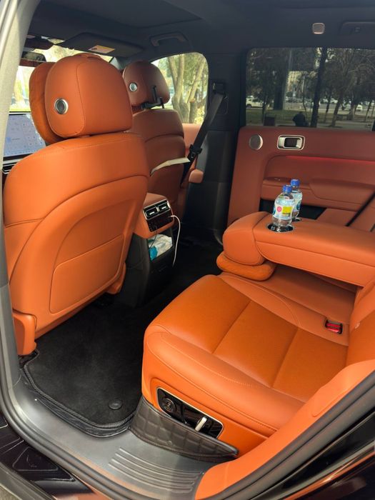 Продается автомобиль Ли 7