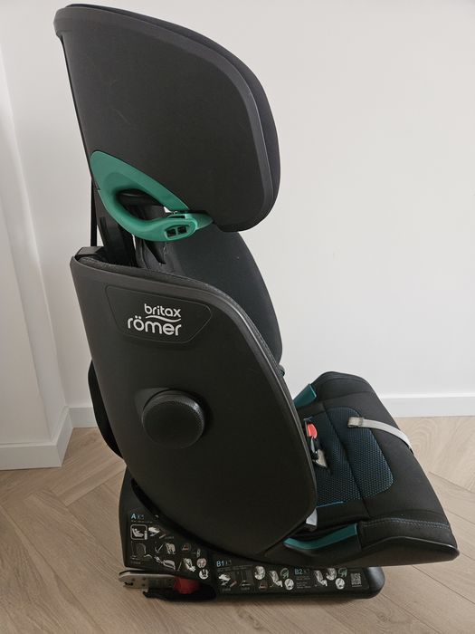 Scaun auto copio BRITAX ROMER advansafix IV 9-36kg