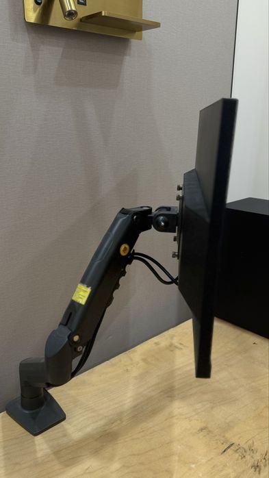 Монитор lenovo legion
