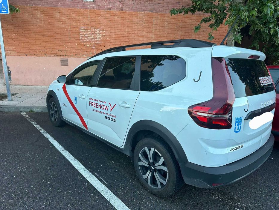 Vand Dacia Jogger 1.0benzina gaz 2024 Euro6