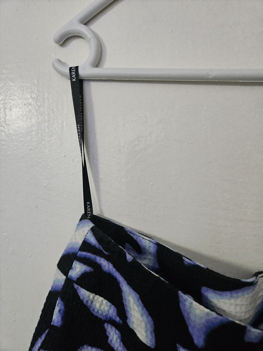 Нова прекрасна пола на Karen Millen