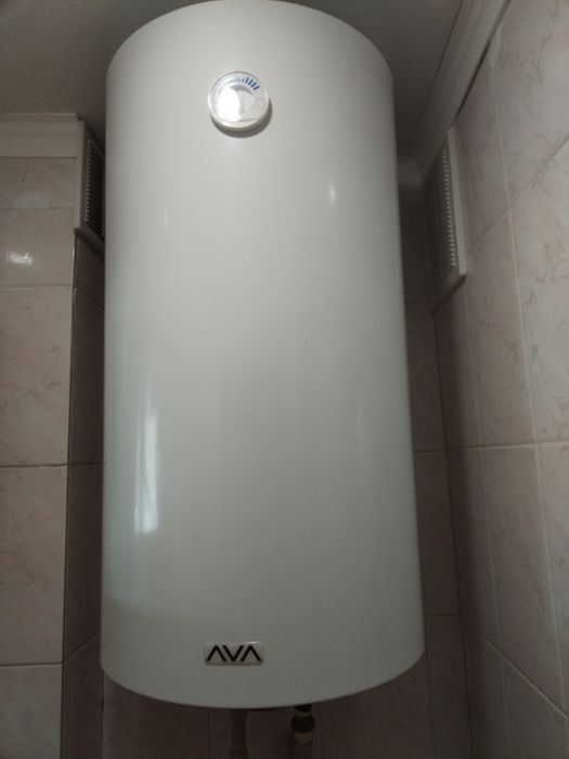 Продам аристон (бойлер).