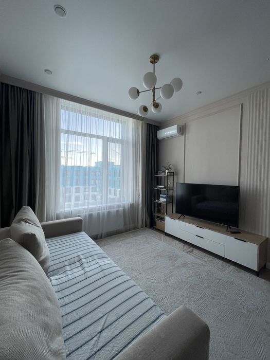 Продам 2-комнатну квартиру