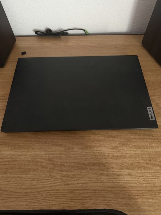 Lenovo Ideapad 3 i5 1135g7 8gb ram 512gb ssd
