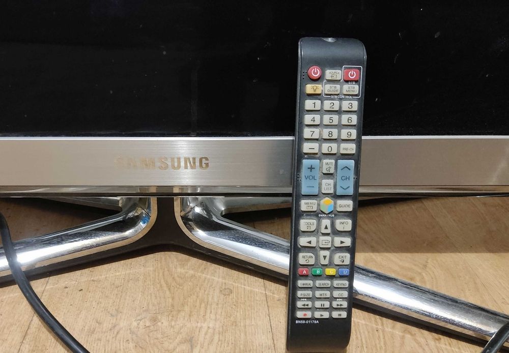 Телевизор Panasonic 65"