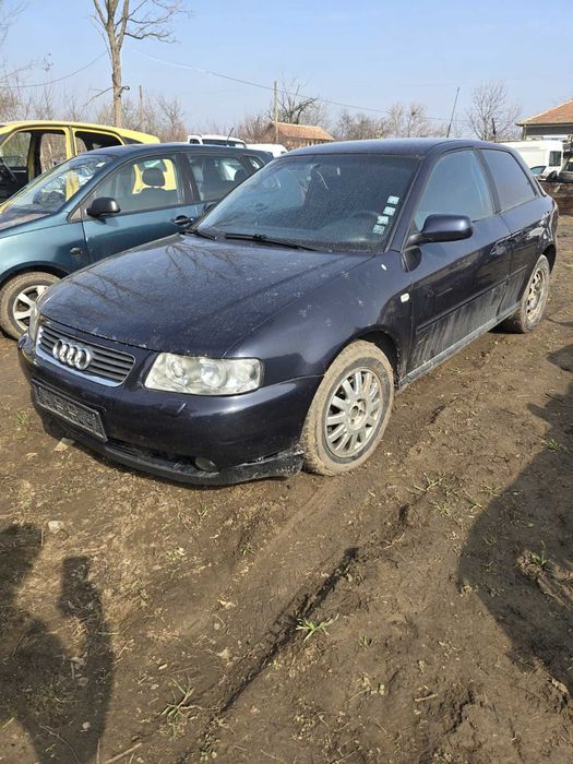 Ауди а3 1.9 110 на части