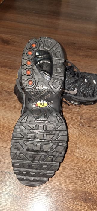 Adidasi Nike noi nr 44