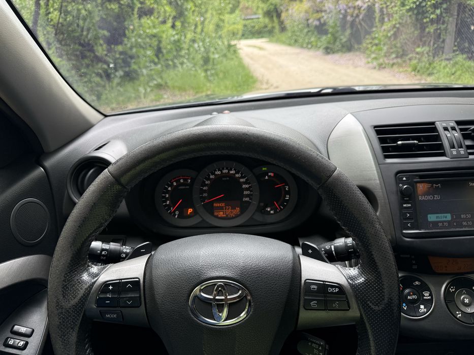 Toyota Rav 4 vanzare  persoana fizica