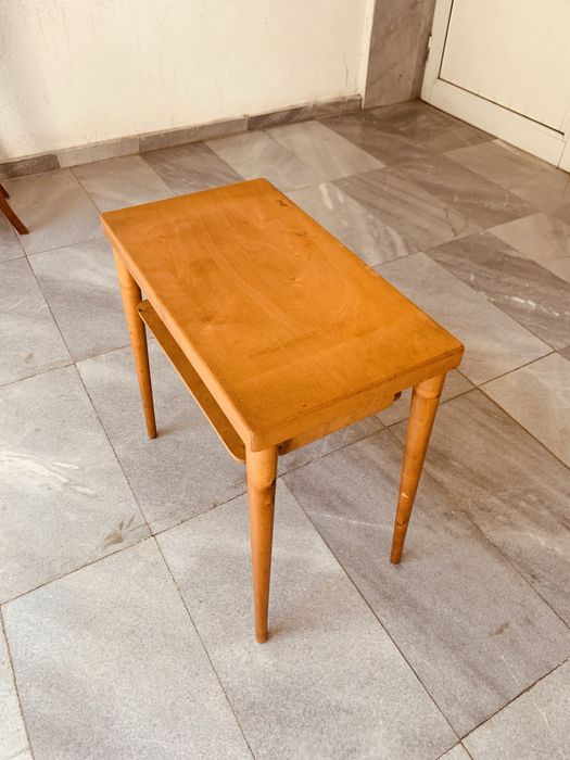 Шведска винтидж масичка – Scandinavian Modern (50-те години)