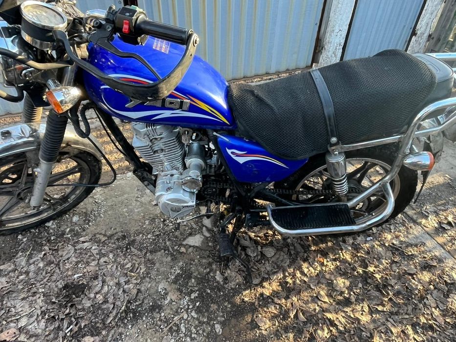 Мотоцикл Yaqi 150сс