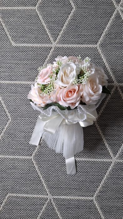 Buchet mireasa trandafiri artificiali - nou