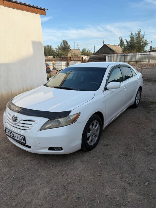 Продам toyota camry