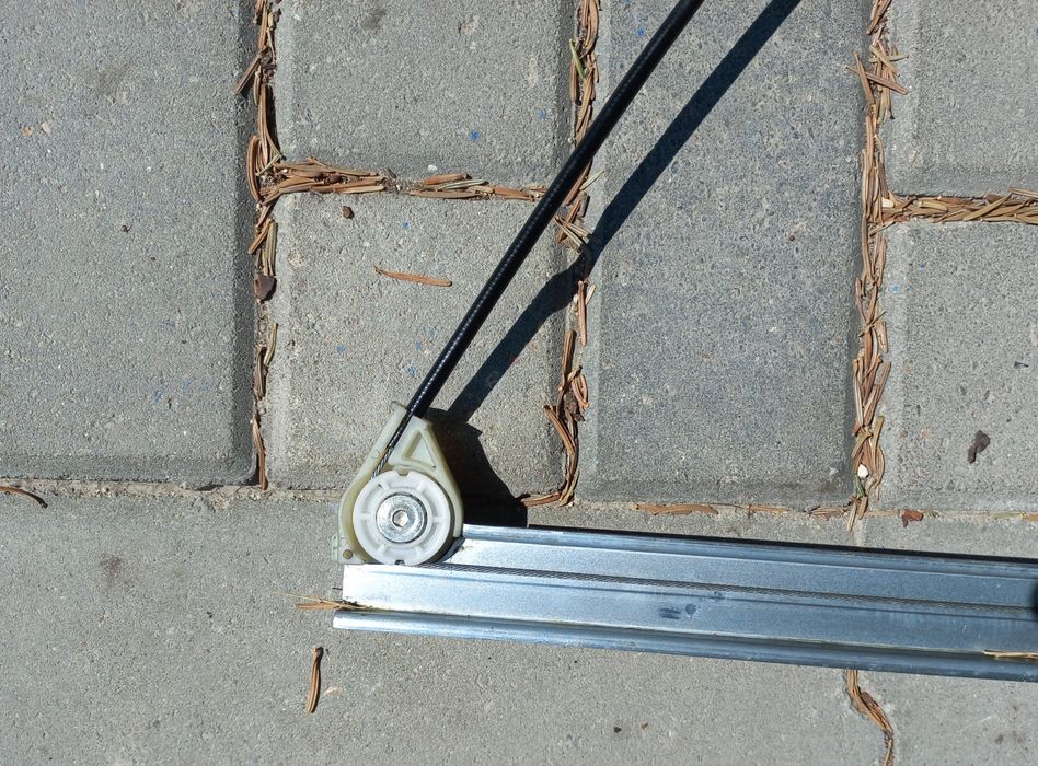 Стъклоповдигачи за Рено Меган Сценик сценик
Renault Megane Sc