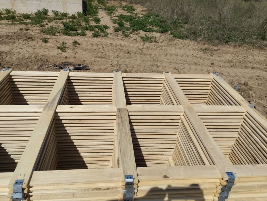 Агаш типо поддон