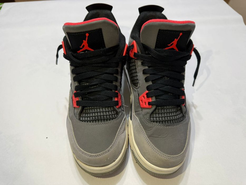 Pantofi sport Jordan 4