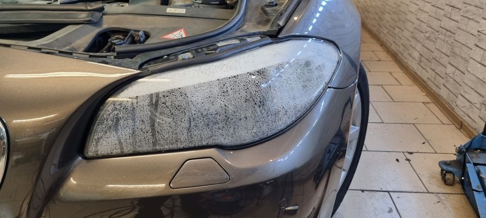 Inlocuire sticla faruri | Reetansare faruri | Reparatii leduri| Far