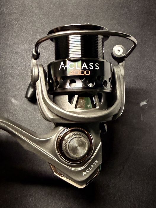 GURU A-Class Medium Feeder 12ft 3pcs 1-70g + GURU A-Class 4000 Reel