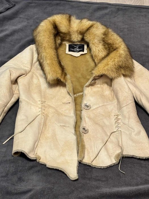 Palton piele intoarsa imblanit, marimea S-M