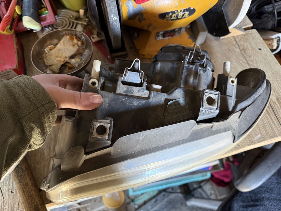 Продам рест Фары на Ауди А4 Б5