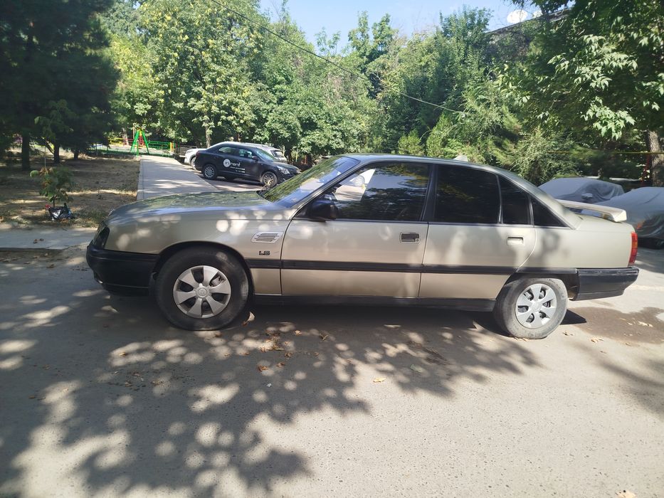 Продается Опель Омега в отличном состоянии