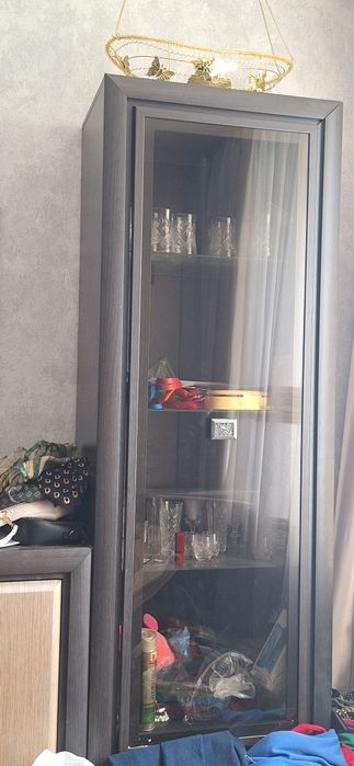 Продам стенку с шифоньером