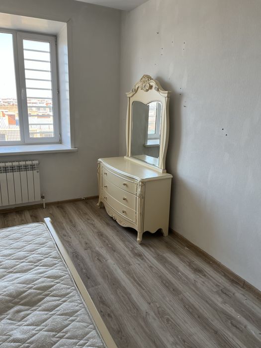 Продам 2 спальных гарнитура