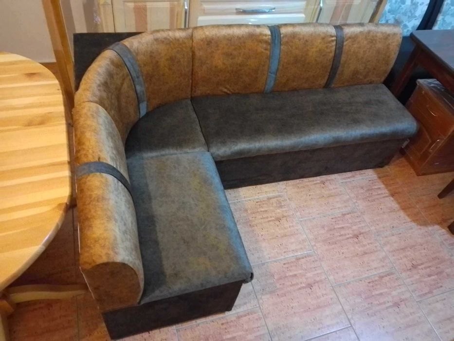 Диван Уют-Масив ,изработен от естествено дърво -Бял Бор. Наличен!