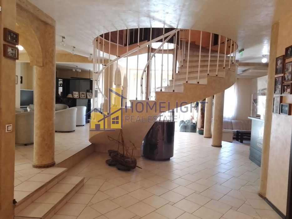 Хотел в кв. Малинова долина