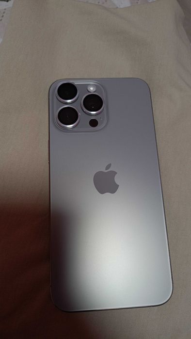 iPhone 15 pro max,245gb