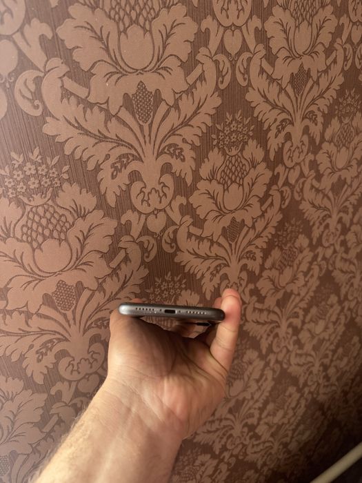 Айфон 11 128гб   .