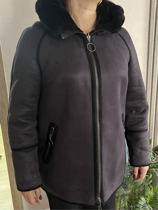 Продам женскую дубленку