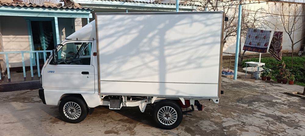 Лабо 2023 срочно сотилади