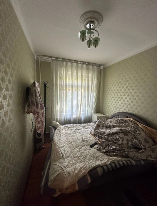 Юнусабад 4 - 3/3/4 кирпичный дом