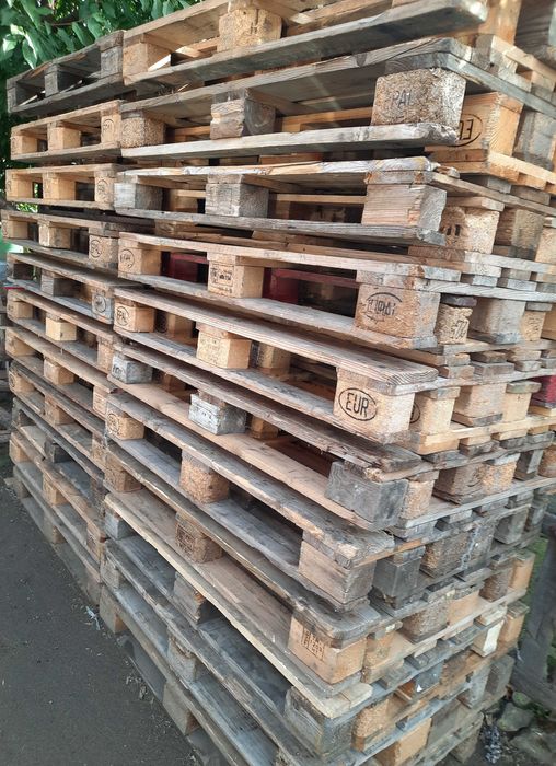 Paletii din  lemn non euro