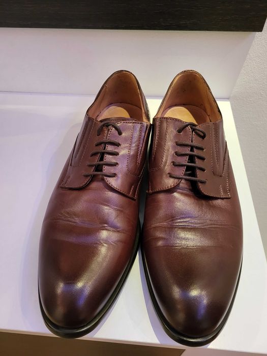 Pantofi din piele naturala