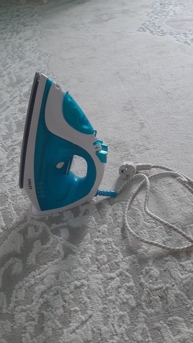 Продам утюг на запчасти