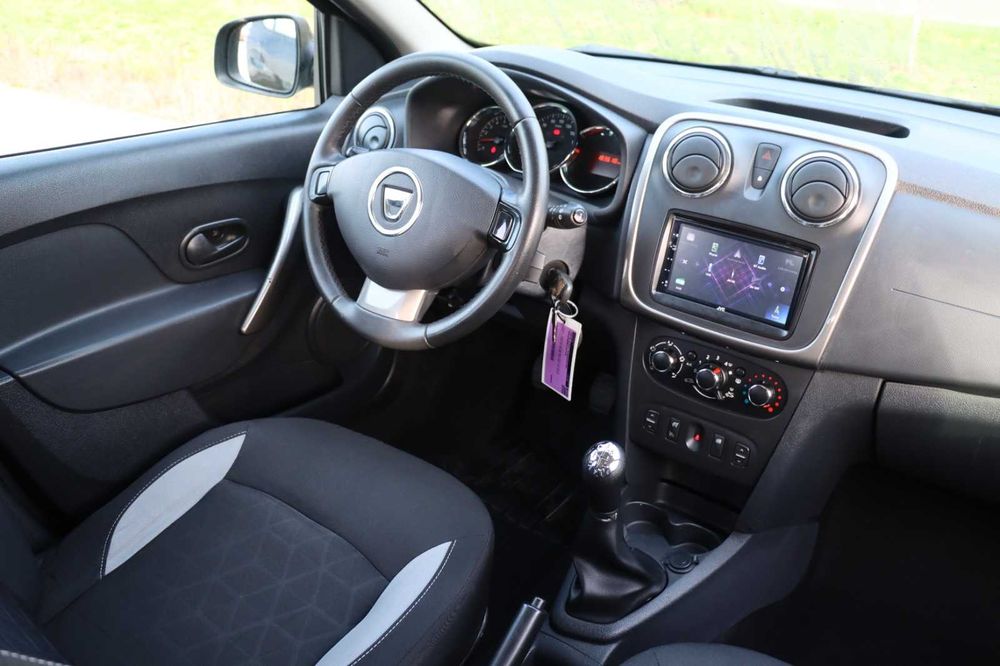 Dacia Sandero Stepway 2015 /EURO 6