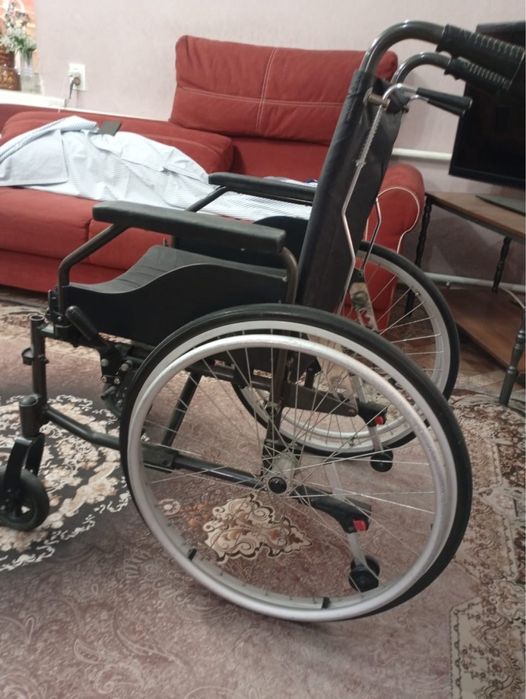 Ивалидная коляска