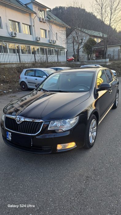 Skoda Superb  2011 –  întreținută exemplar, km reali