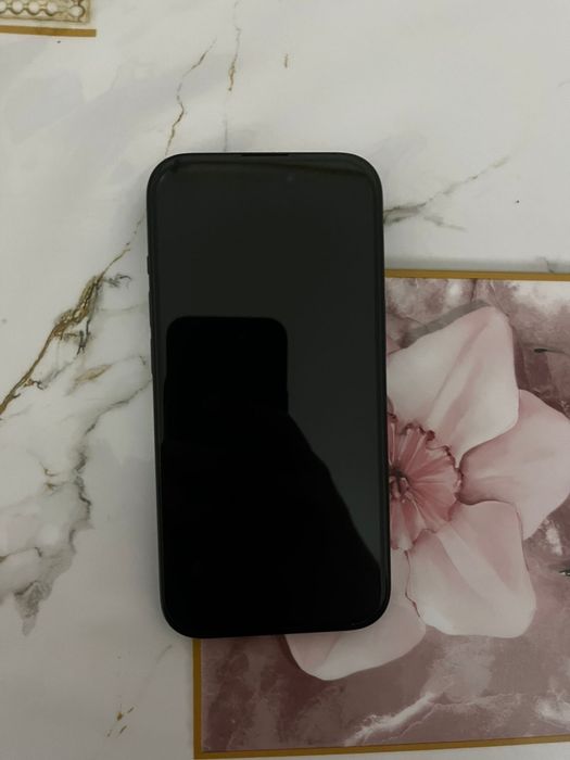 Iphone 15 128 gb в хорошо состияние