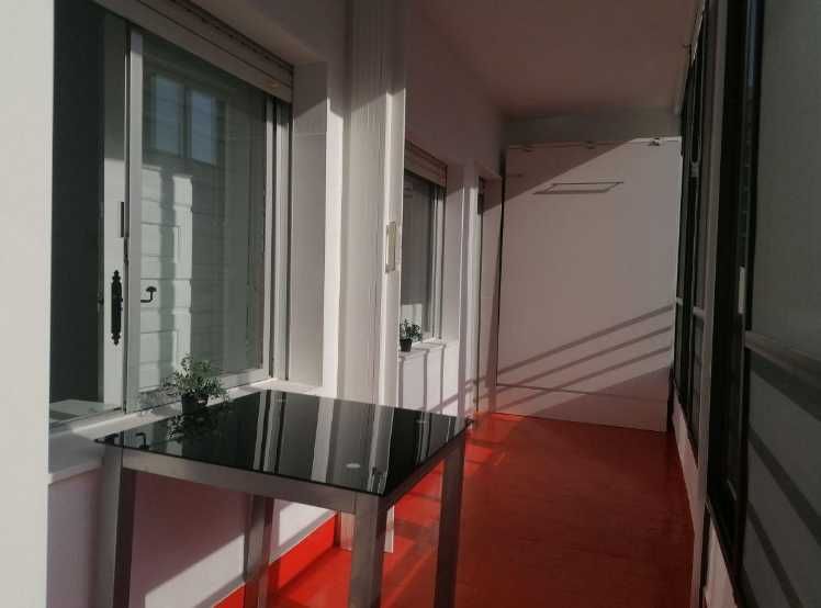 Дава се под наем Двустаен апартамент в Пловдив, Каменица 2 - 78 кв.м за 280.5 € - Снимка #1