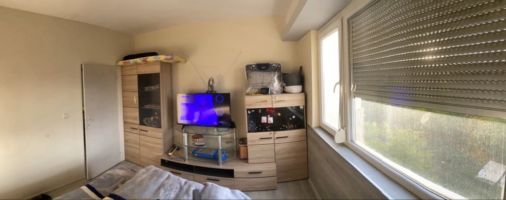 Наем на апартамент двустаен с кухня баня тераса и коридор