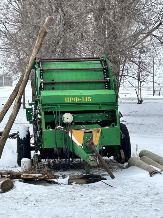 Продам трактор ,пресс-подборщик , телегу !