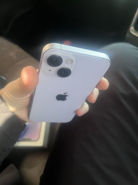 Айфон 14 в хорошем состоянии