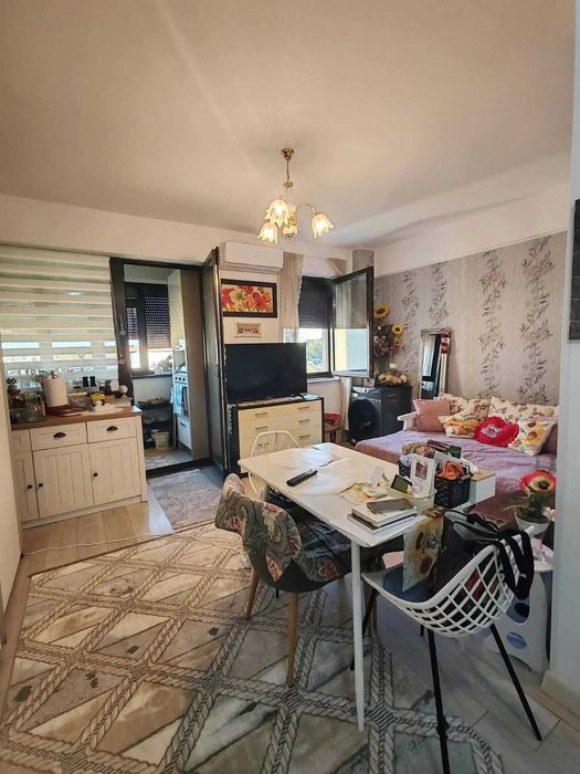 Inchiriere garsoniera 30 m2, Et.3, bloc nou cu lift