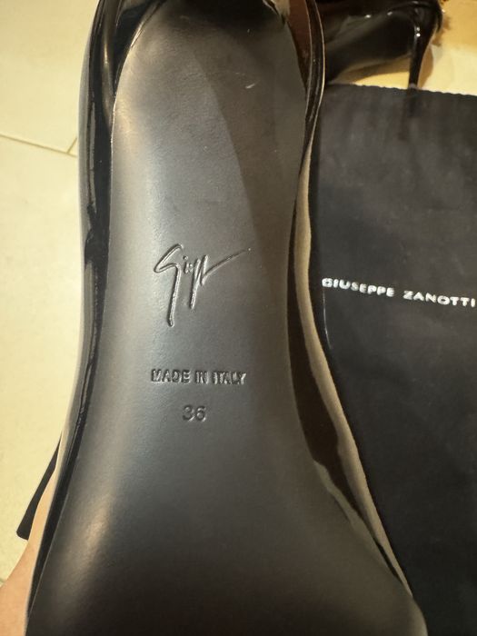 Лачени боти Giuseppe zanotti