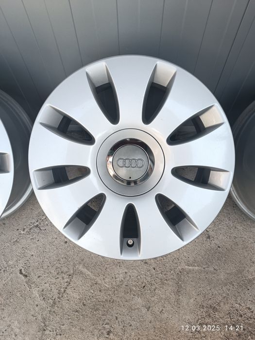 16/5/112-АУДИ А 4, А 6 нов внос перфектни