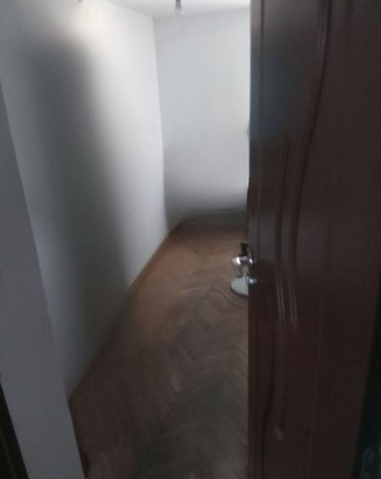 EXCLUSIV Propietar Vand Apartament Bloc Caramida - Razboieni - 2 Camere Decomandat - Centrala Noua Ariston Cupru - Acoperis Tipla (Fara Infiltratii
